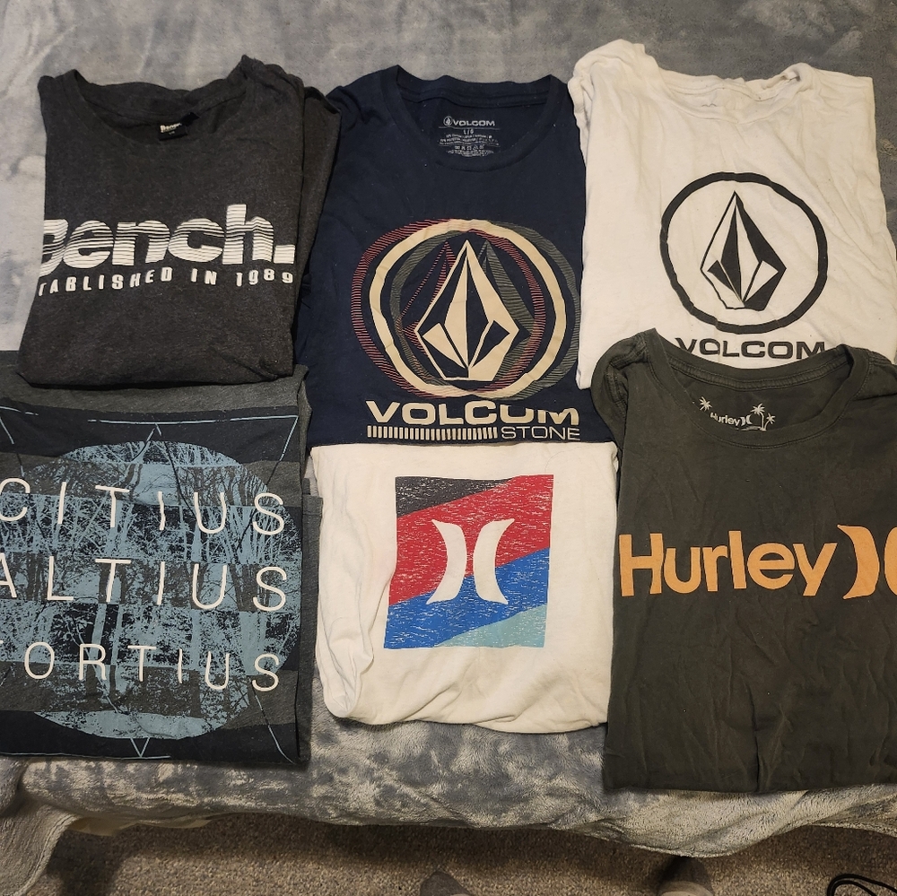 Bundle of Men's tshirts